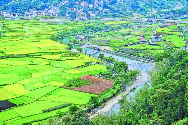 （中首）“2021中国春季休闲百佳县市” 贵州开阳修文上榜