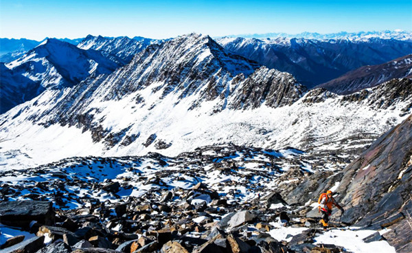 走进东方的“阿尔卑斯山”——四川四姑娘山_fororder_1、四姑娘山风光-供图-四姑娘山景区