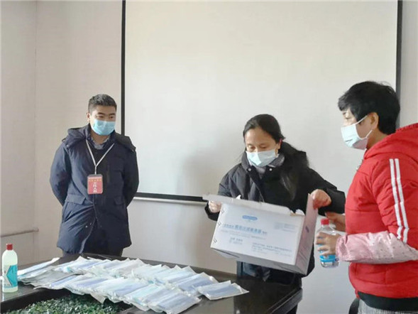 哈尔滨道里区五部门联合上门推送惠企政策 助力企业全面开复工