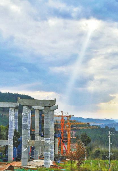 （转载）春节不停工 3000余人奋战镇广高速王通段