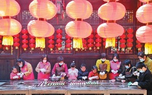 多彩民俗迎元宵