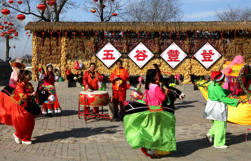 三门峡市陕州区：地坑院里传统民俗闹元宵