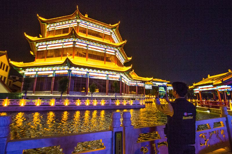 南阳社旗：流光溢彩迎元宵