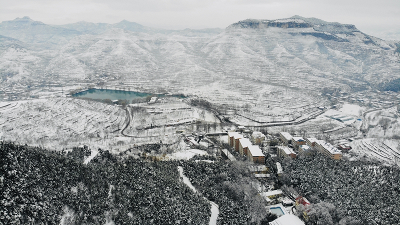 （有修改）【急稿】【客户供稿】正月十五雪打灯！袁洪峪·楸林雅筑上演绝美大片