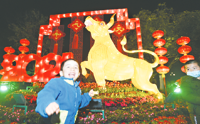 武汉春节夜游画卷流光溢彩_fororder_夜3