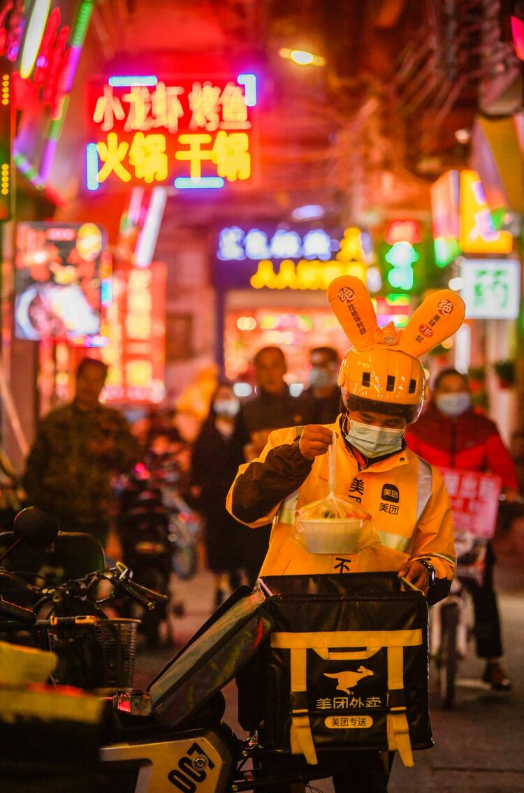 济南年夜饭外卖销量比去年翻一番，一人食订单占比增长68%