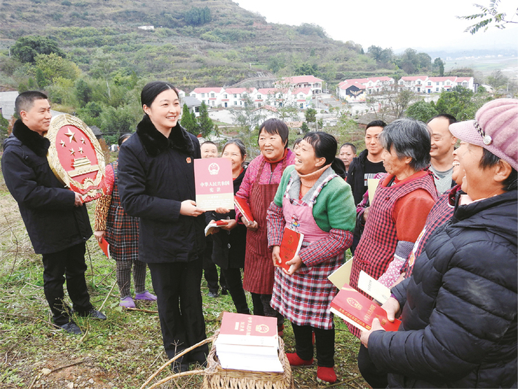 全面依法治国，习近平总书记这些论述掷地有声！