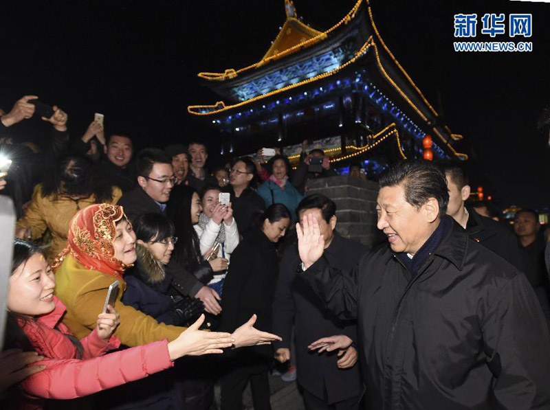 2015年习近平与群众在一起的亲密瞬间