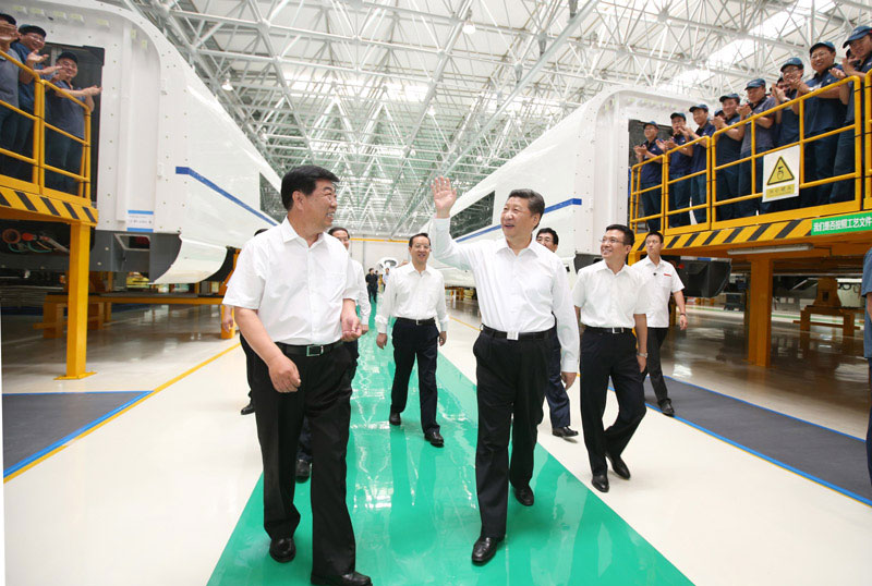2015年习近平与群众在一起的亲密瞬间