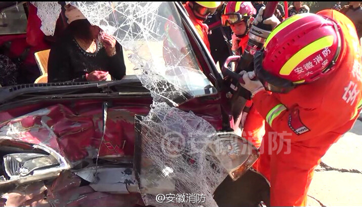 图片默认标题