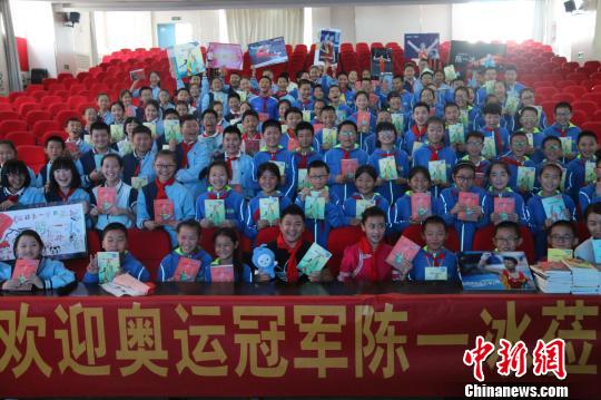 陈一冰:现在习惯了别人叫我陈总 目标下一个李宁