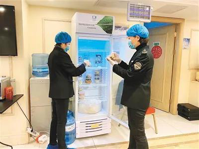春节坚守岗位 保障“舌尖上的安全” 隔离酒店里的温暖守护
