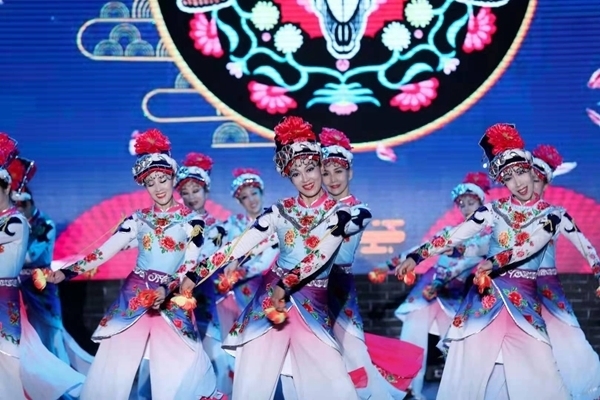 （转载）2021第四届天府院坝群众春晚上演