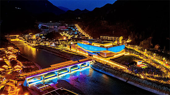 （转载）夜经济点亮四川巴山乡村旅游