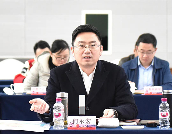 宜宾翠屏区与五粮液集团召开工作对接会_fororder_何永宏讲话现场-供图-翠屏区委宣传部