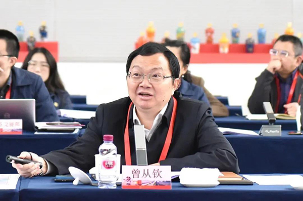宜宾翠屏区与五粮液集团召开工作对接会_fororder_曾从钦讲话现场-供图-翠屏区委宣传部