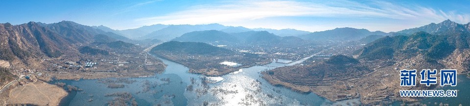 崂山月子口水库冰冻消融，一派北国春景