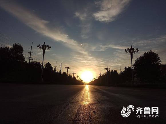 【旅游-文字列表】10秒延时摄影记录德州秋日日出最美瞬间