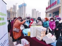 于洪碧桂园社区：“有害垃圾有奖兑换”活动真热闹