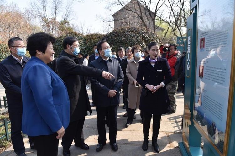 济南市学雷锋纪念日志愿者服务主题活动启动