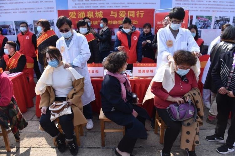 济南市学雷锋纪念日志愿者服务主题活动启动