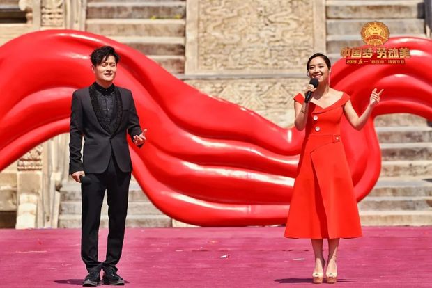 中国梦·劳动美——2019五一“心连心”特别节目今晚开播 唱响新时代劳动之歌