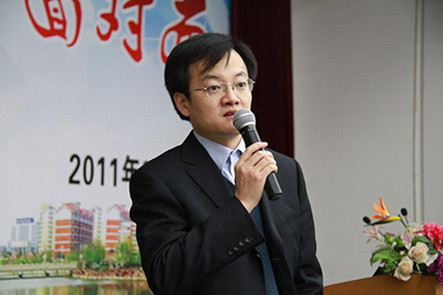 杜江峰：量子计算的引领者
