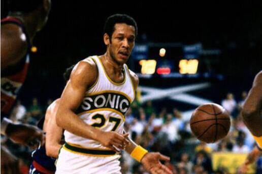 NBA名宿去世享年68岁 两入全明星79年曾夺冠