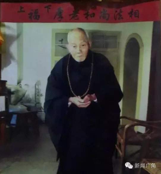 老和尚坐缸3年肉身不腐 开缸塑金身