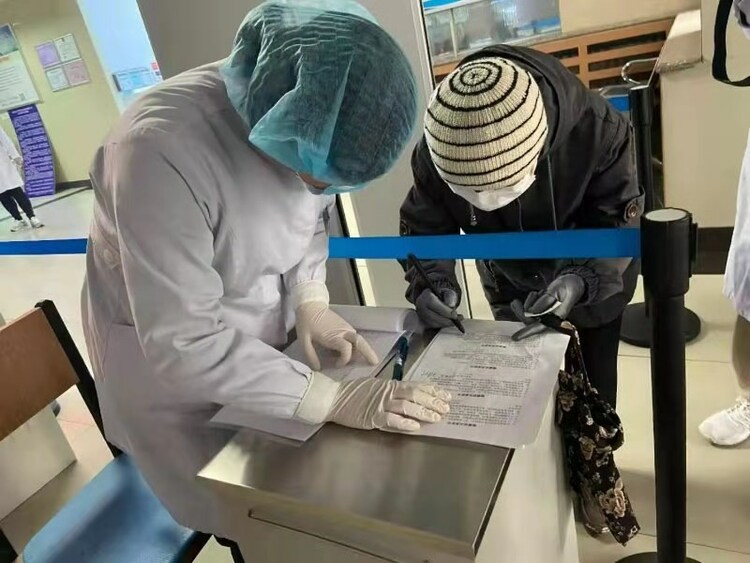 哈尔滨市平房区人民医院优化服务 提升老年人就医满意度_fororder_微信图片_20210321142611