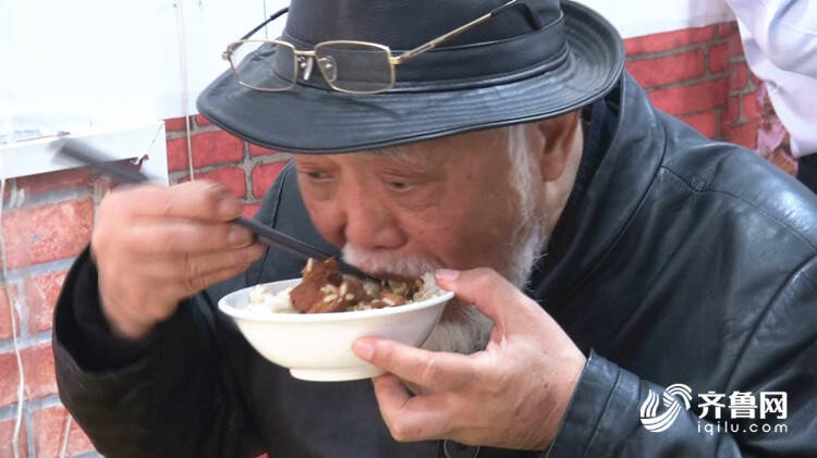 山东黄焖鸡又火了 “把子肉”：提起山东美食，我必须拥有姓名！