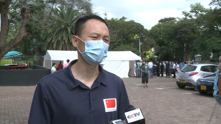 中国驻津巴布韦大使馆正式启动“春苗行动”