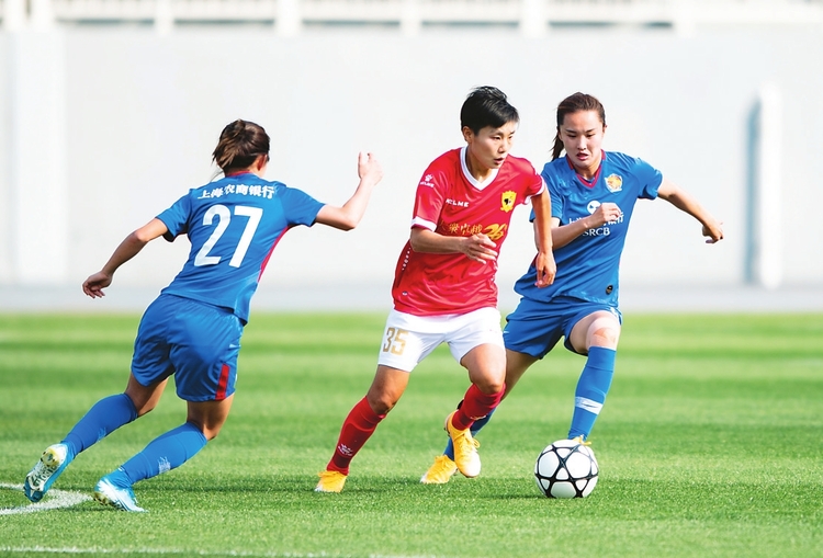 追逐梦想 无悔青春——记全国冠军长春大众卓越女足