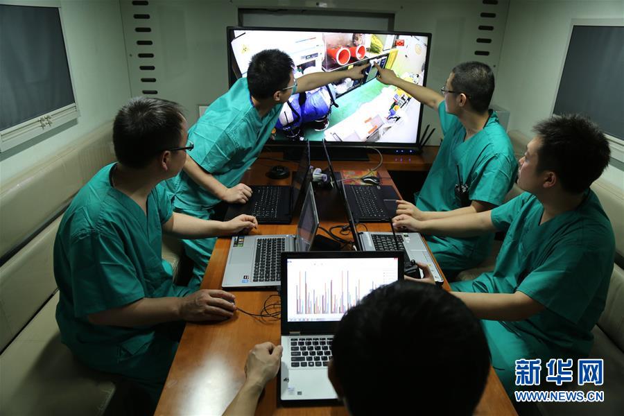 西非战胜埃博拉中国发挥重要角色
