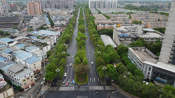 成都新都区蜀龙大道转盘大转盘改造完成通车_fororder_畅通的道路-供图-成都市新都区委宣传部