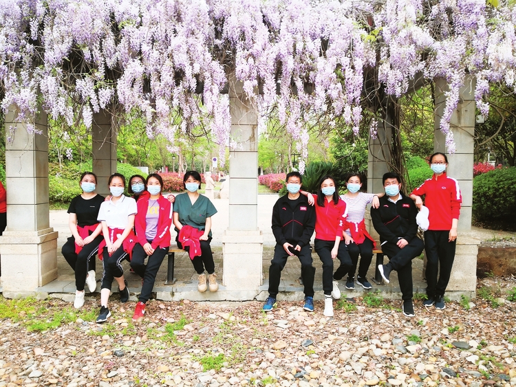 “战地”日记：记录平凡 见证伟大