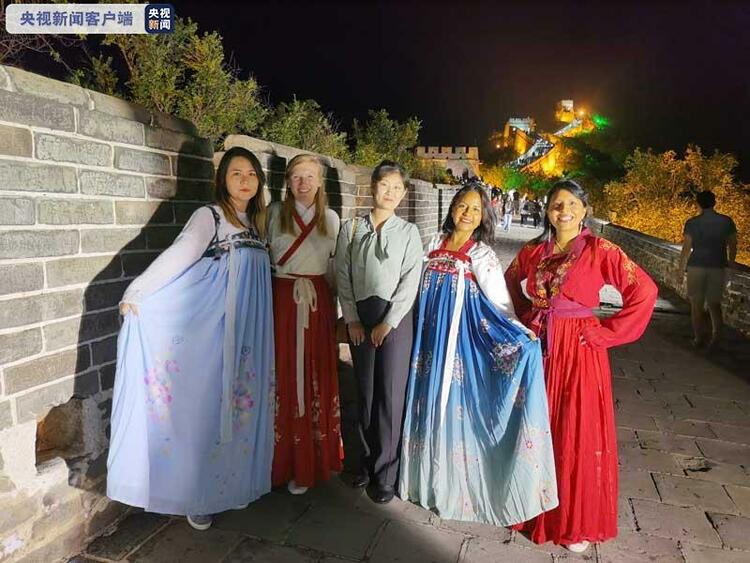 快来解锁新玩法！八达岭夜长城+古长城穿古装可免费游览