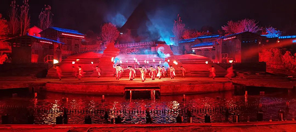 浓情五月 彝族文化风情实景火秀《阿惹妞》全新启幕_fororder_微信图片_20210503130000