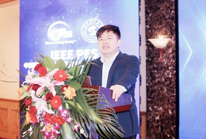 （转载）中外专家蓉城齐聚 为建电力系统测量数字化标准体系出谋献策_fororder_NEWS_929DAA6AB7FDBACC9EB817832937AAFC.JPG