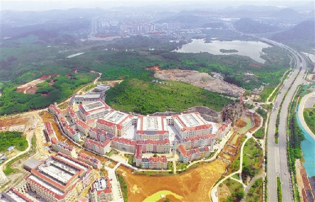 （中首）贵安华为云数据中心 一期主体结构建成_fororder_62c4e893-d0a0-4cef-80a1-86e231a83f2f