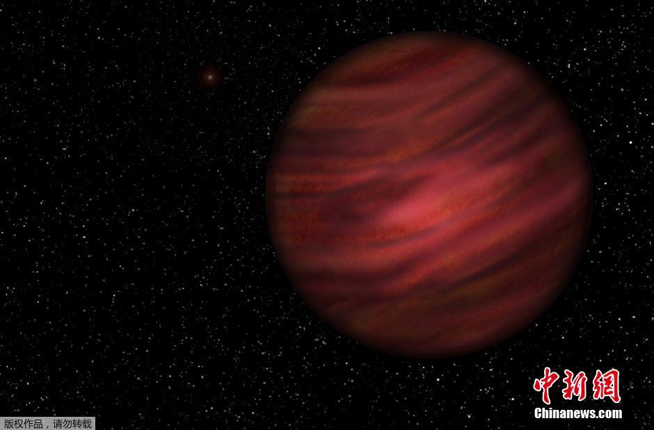 宇宙已知最大太阳系现身 行星绕一周需100万年