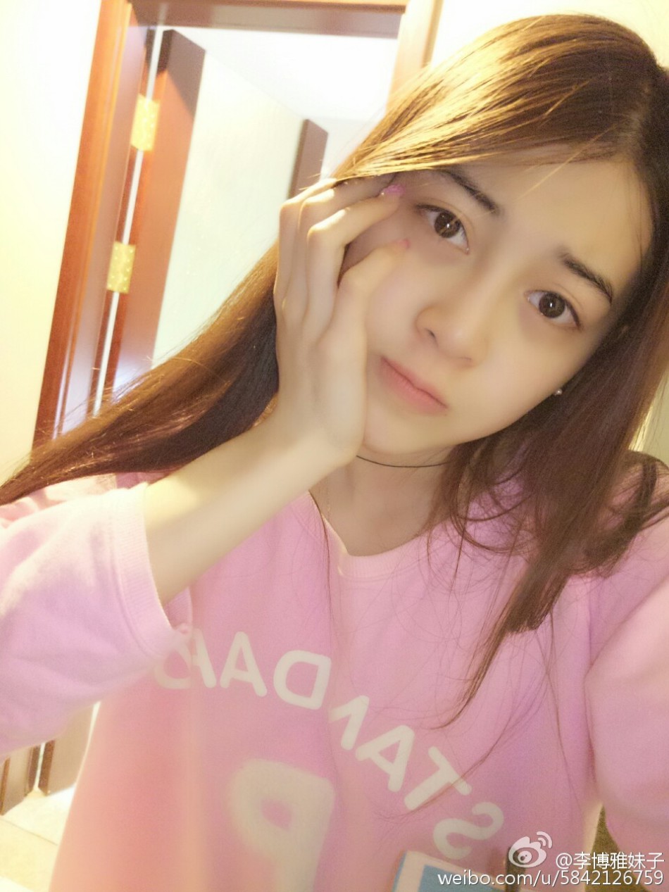 冰壶女神李博雅最新私房照