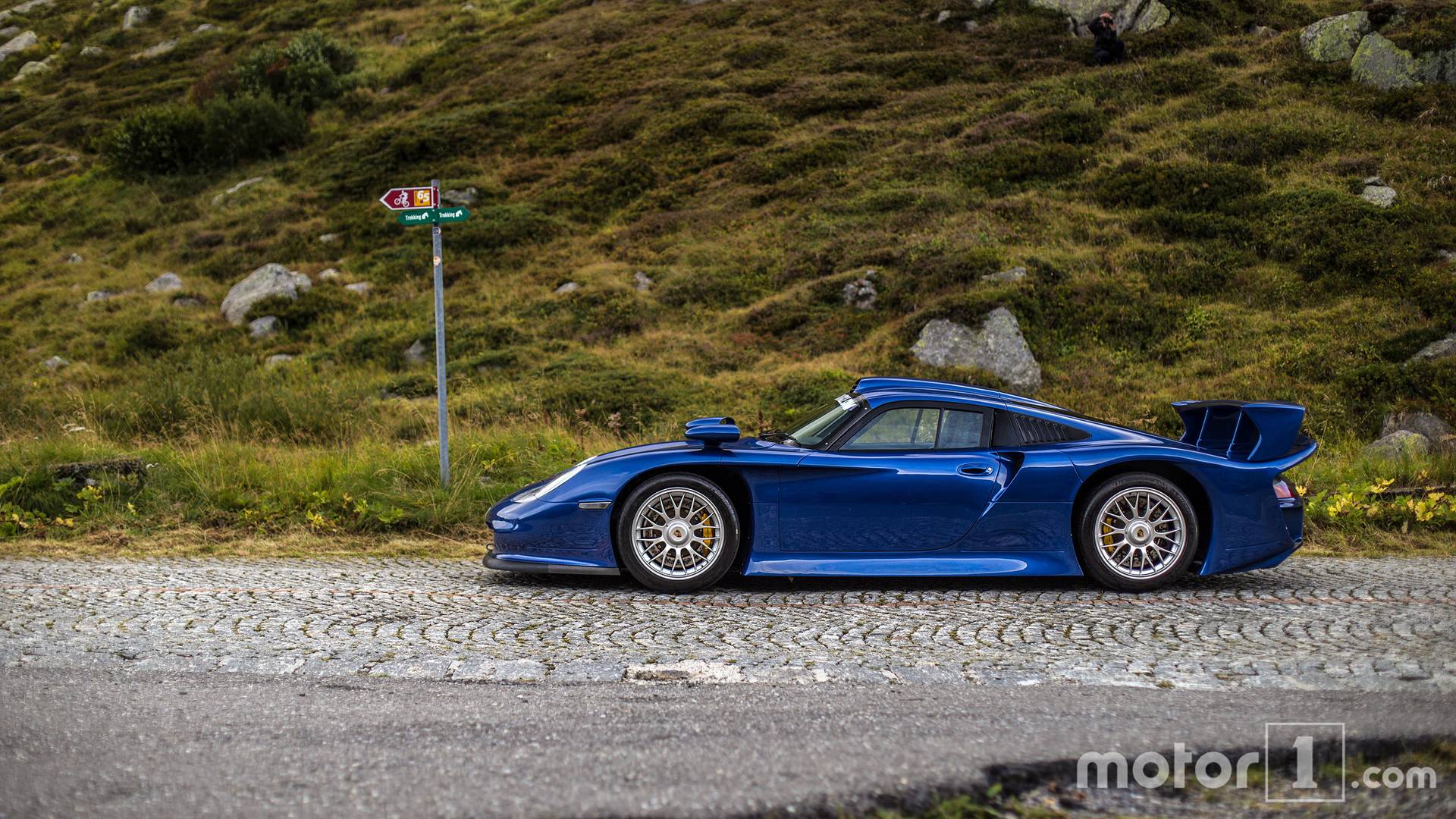 图片默认标题_fororder_kvc-porsche-911-gt1 (3)