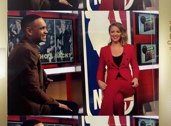 上瘾！美女记者狂晒与NBA大牌合影