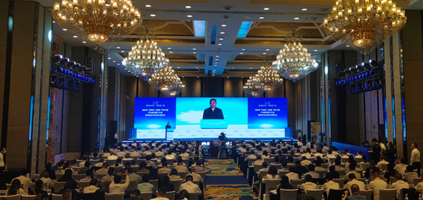 2021南充市“开放年”（成都）汽车汽配产业投资推介大会暨项目合作协议签署仪式在成都举行_fororder_汽车汽配产业投资推介大会现场--摄影-张景轩