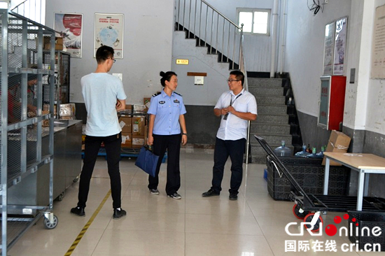滨州市公安局经开区分局魏艳：巾帼不让须眉_fororder_行业场所检查