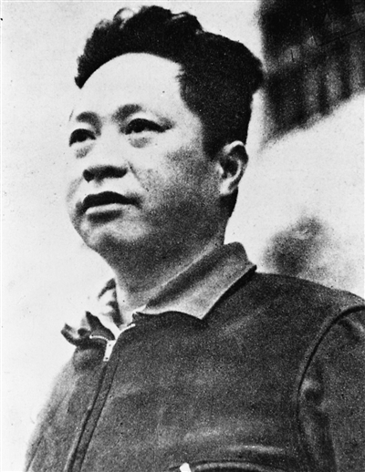 叶挺：烈火热血铸名将（奋斗百年路 启航新征程·数风流人物）_fororder_202105200629484168