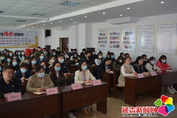 党史学习教育市委宣讲团走进公园街道