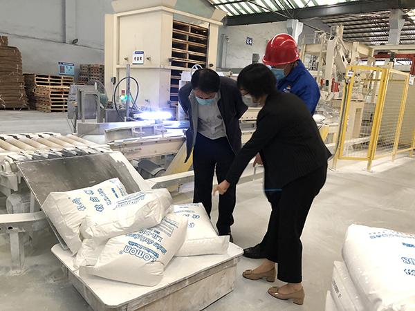 栉风沐雨十七载 中国进出口银行四川省分行服务四川经济社会高质量发展_fororder_分行领导深入企业调研-供图-进出口银行四川省分行