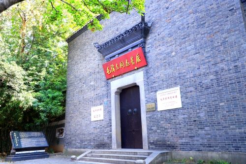 【中国共产党百年长江情·红色篇】走进“中国第一红街” 重温革命初心